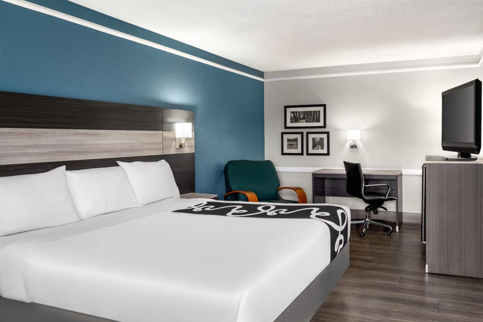 La Quinta Inn By Wyndham Вікторія Екстер'єр фото