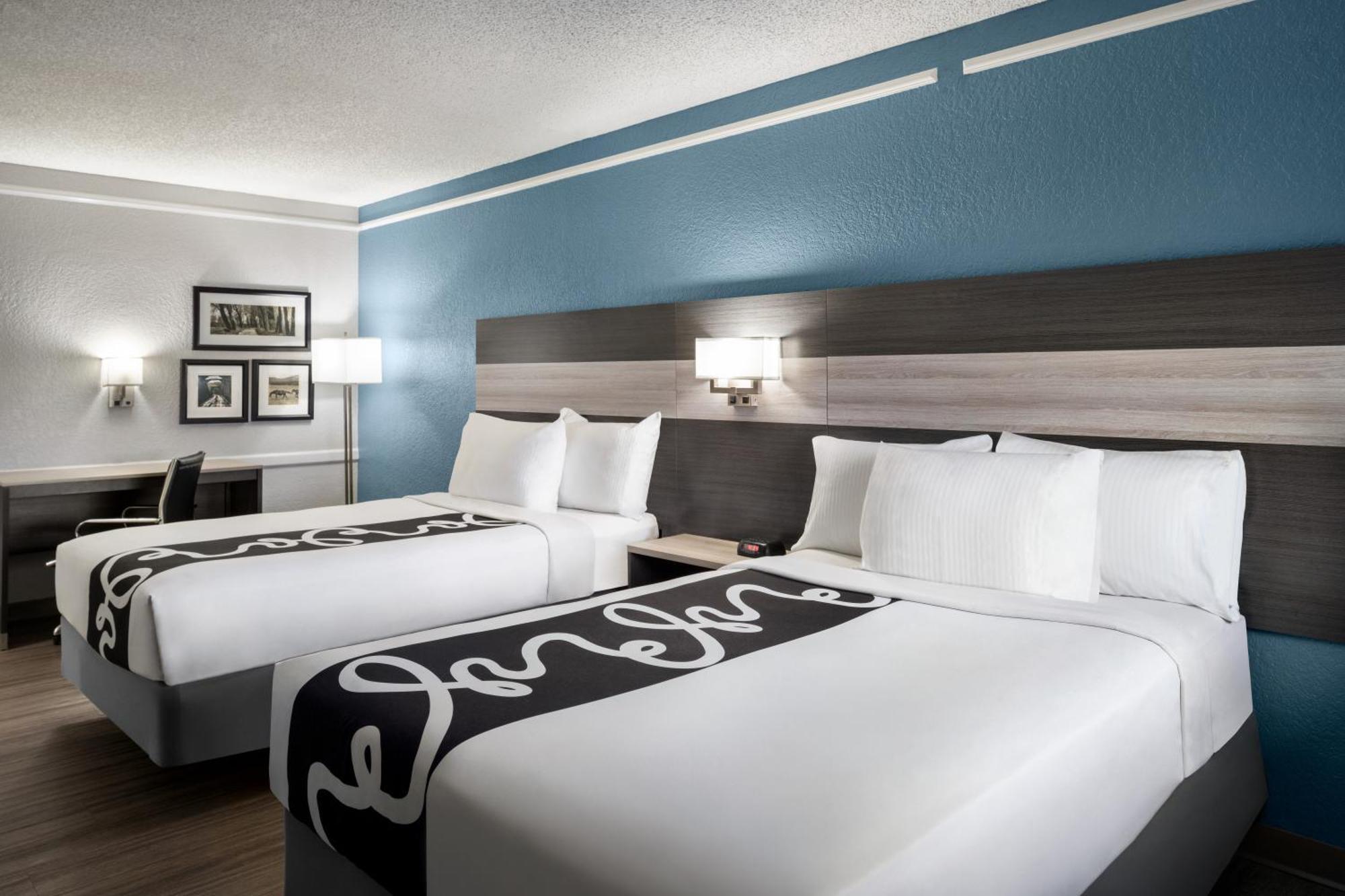 La Quinta Inn By Wyndham Вікторія Екстер'єр фото