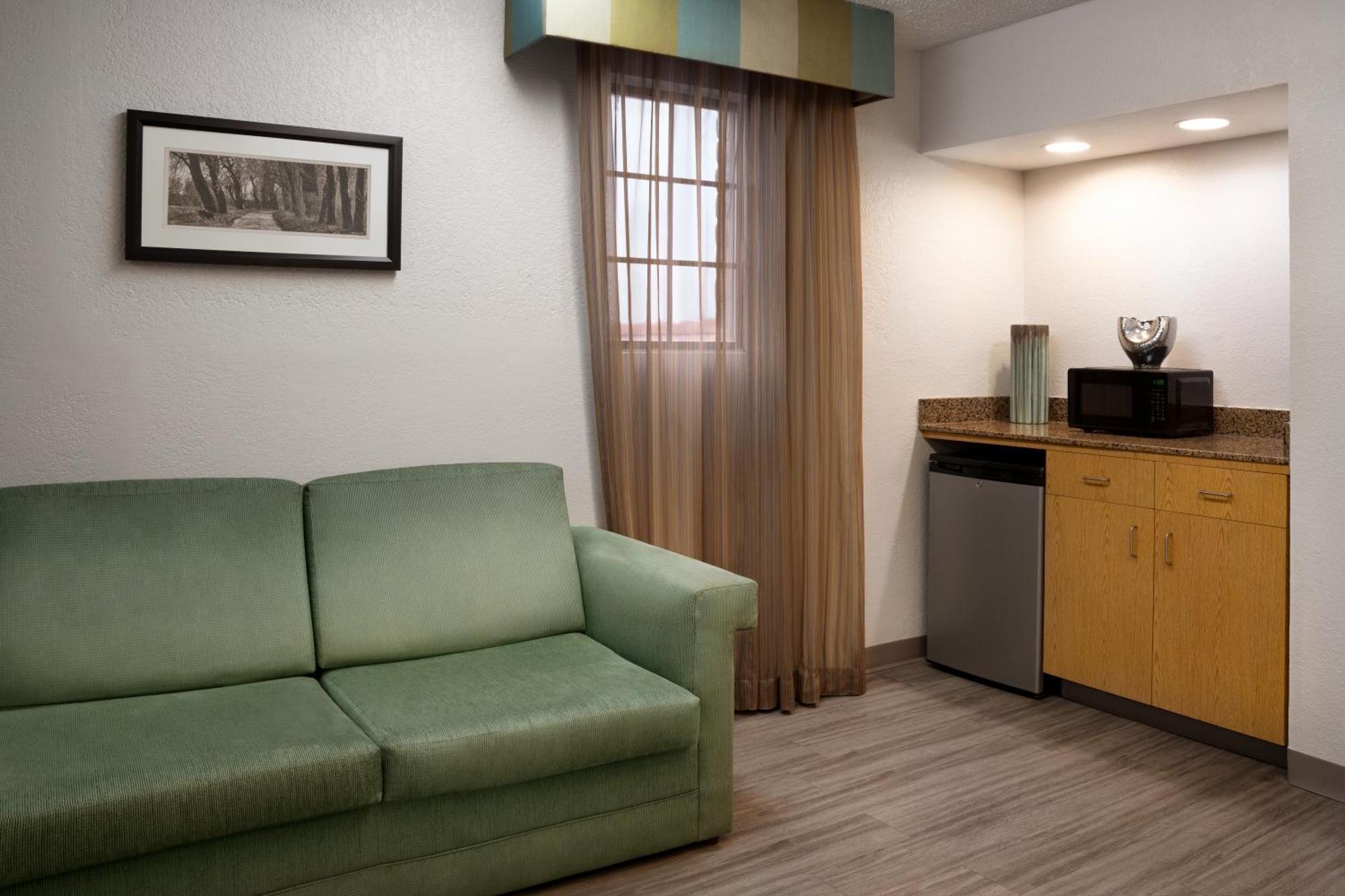 La Quinta Inn By Wyndham Вікторія Екстер'єр фото