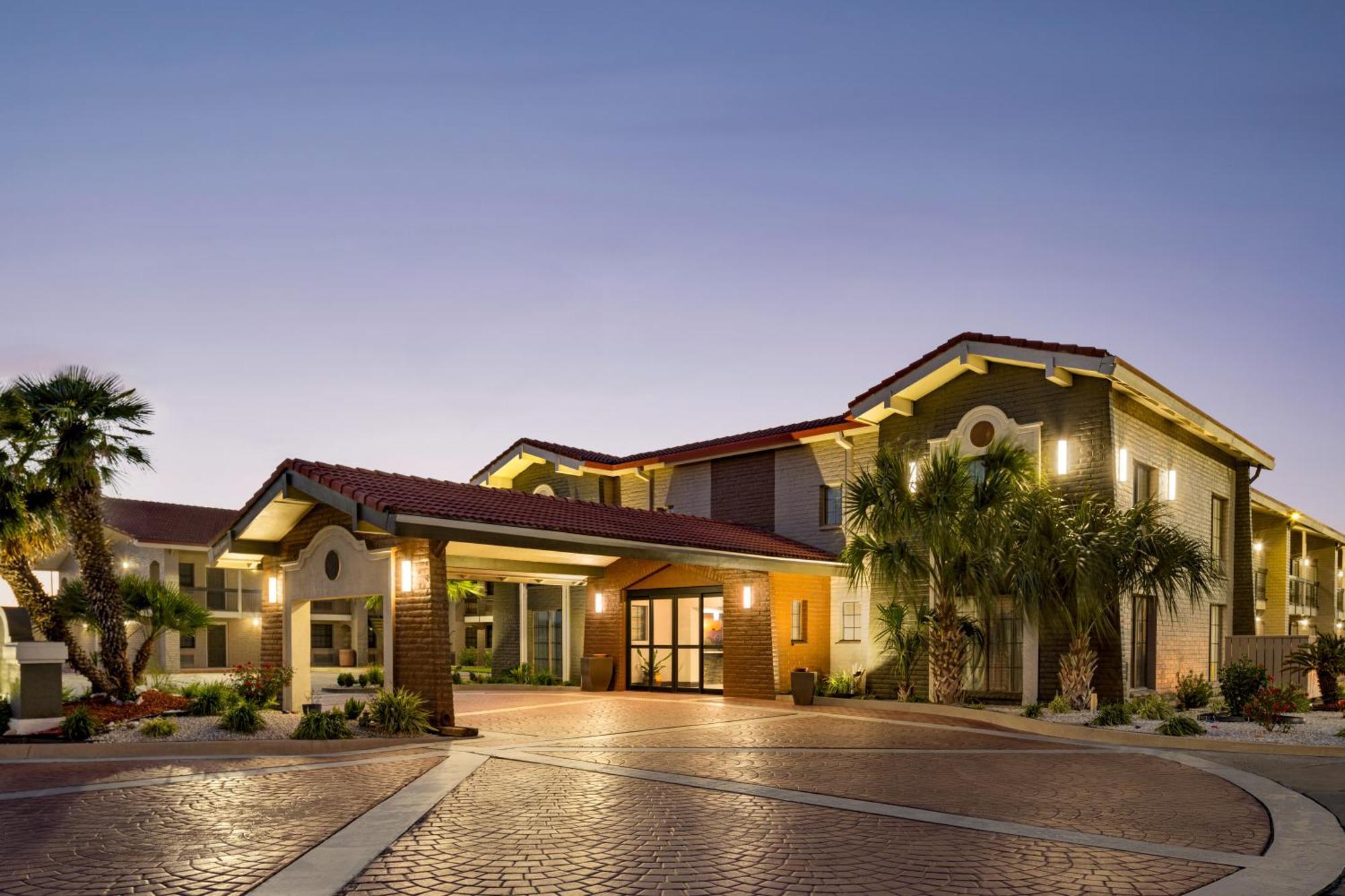 La Quinta Inn By Wyndham Вікторія Екстер'єр фото